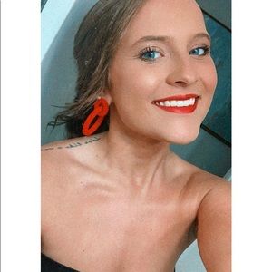 Meet your Posher, Molly